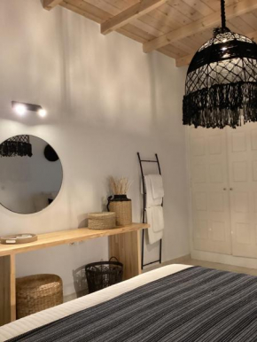 Bangallows Tartaya Residence